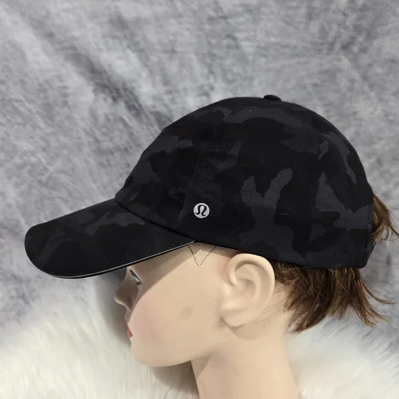 lululemon athletica Black and Charcoal Camo Hat - Picture 1 of 4
